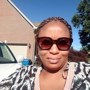 Meet your Posher, Edenam